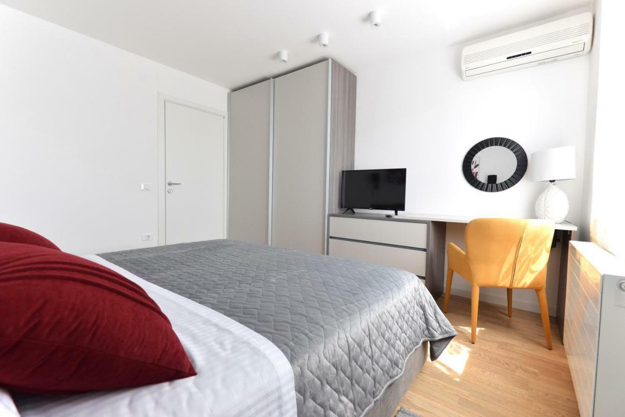 Apartment Vostan Pula Exterior photo